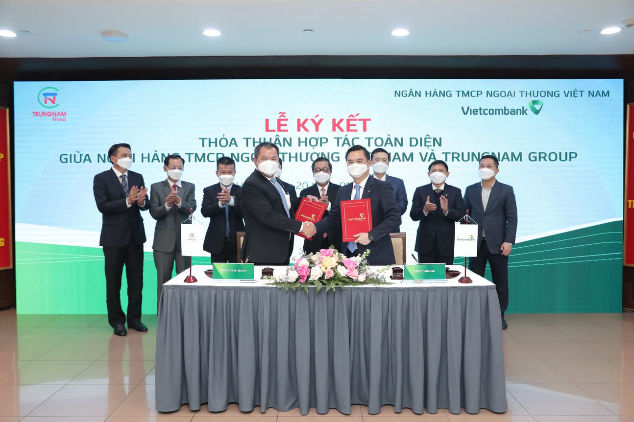 VIETCOMBANK AND TRUNGNAM GROUP INK COOPERATION